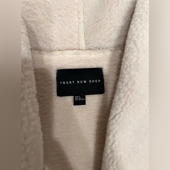 Front Row Shop Patch Teddy Jacket Coat Cabicore - Picture 5 of 10